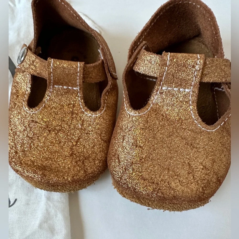 Size‎ 5 HOLIDAY SHIMMER Gold T-Straps Leather Soft Soled Baby Mon Petit Shoes